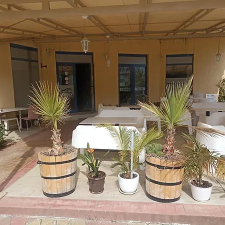 شقة Rainbow Luci *